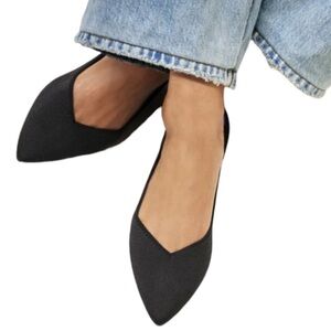 Rothy’s The Point black flat ballet slip on shoe. Size 10 1/2.